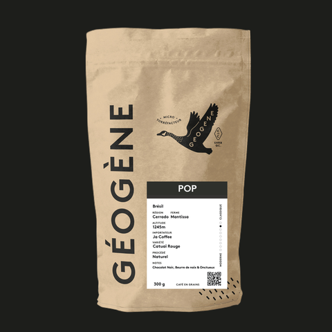 POP — Café Géogène, fond noir, Brésil Cerrado naturel